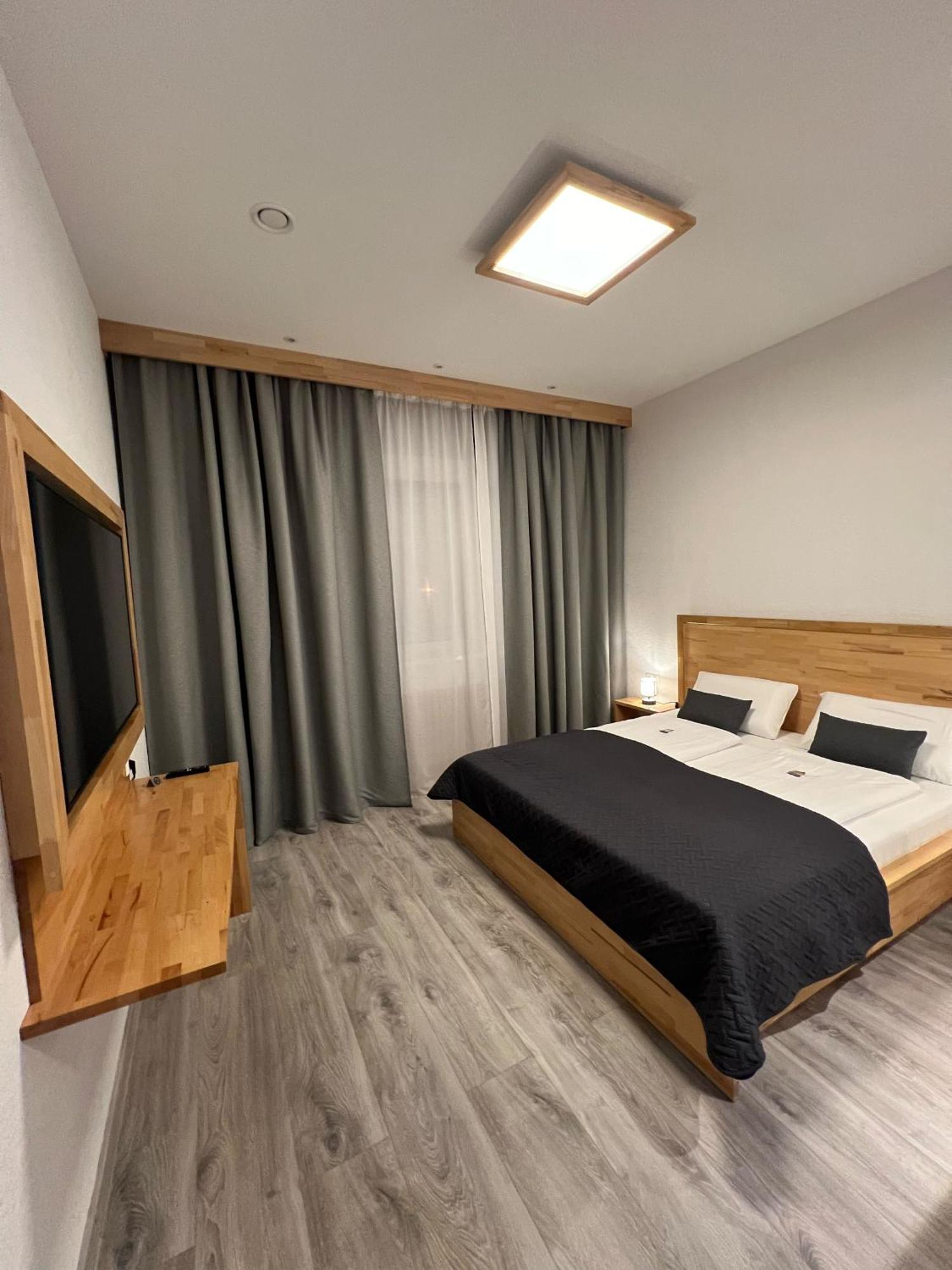 Hotel Residenz Luxury Apartments Metzingen  Eksteriør billede